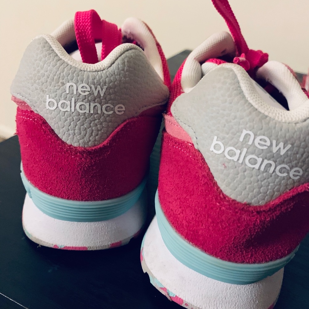 Women’s New Balance 574 sneakers